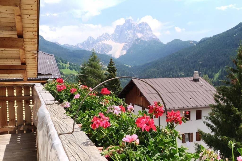Apartamento La Majon Colle Santa Lucia Exterior foto